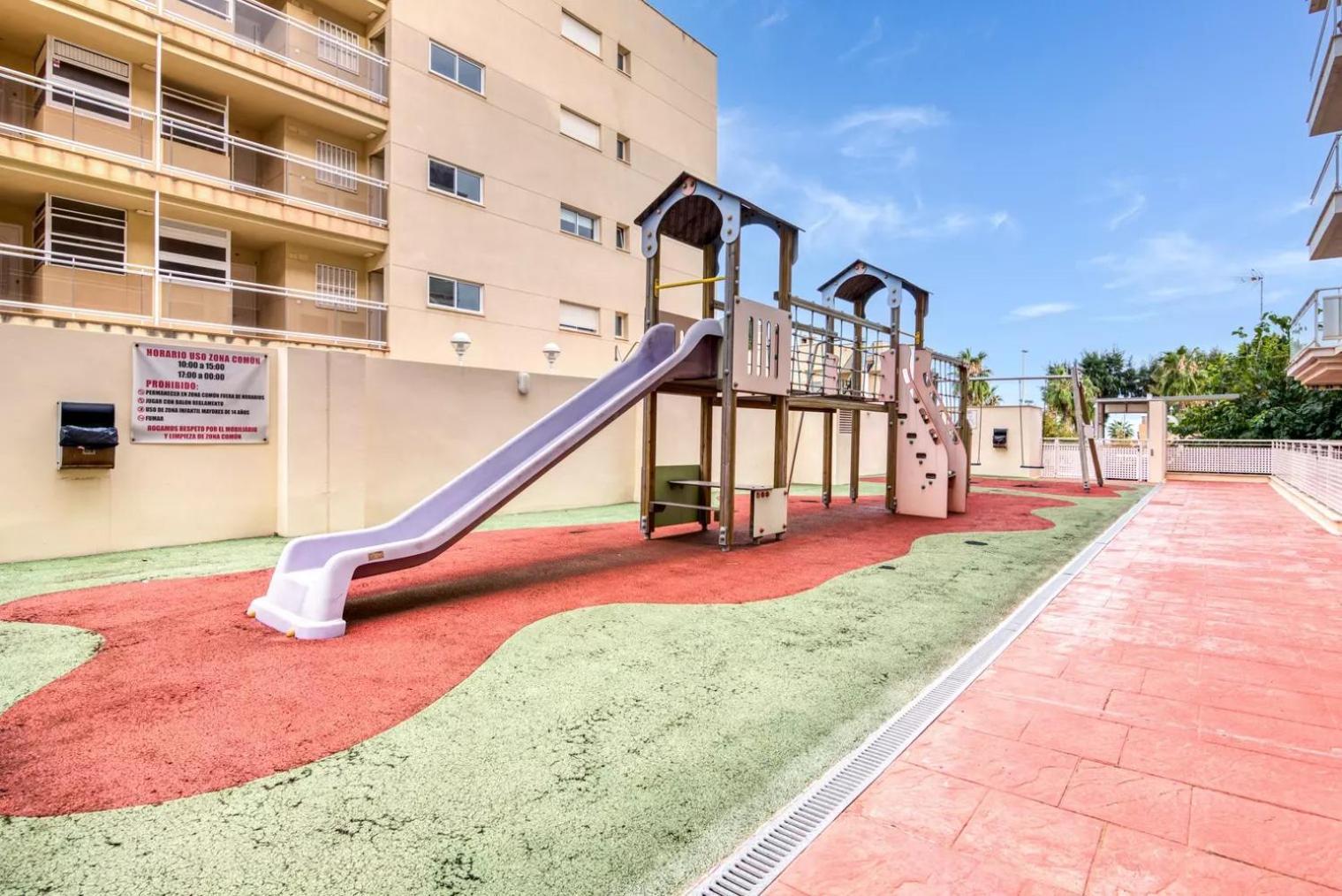 Apartamento Con Piscina Ideal Familias Chilches  Exterior photo